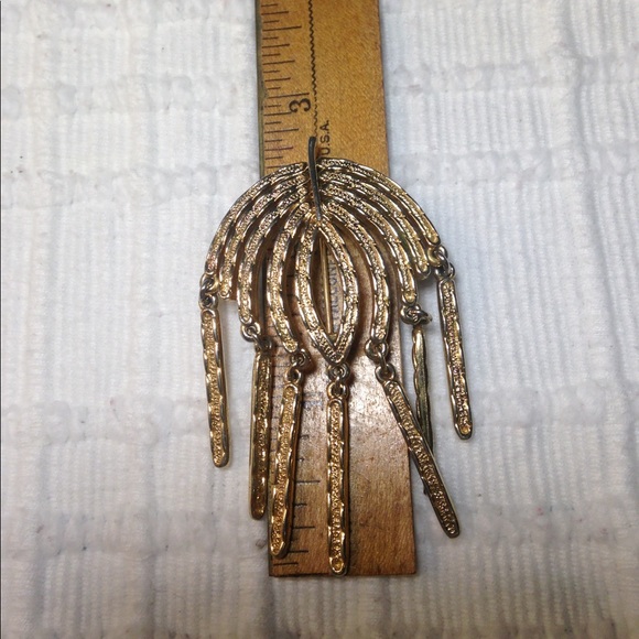 PIN BROOCH, SARAH COVENTRY, GOLD-TONE - Picture 2 of 5